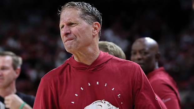 Razorbacks coach Eric Musselman on sideline against UNC-Wilmington